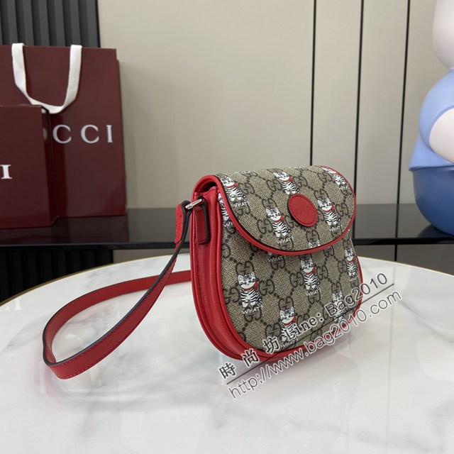 Gucci專櫃古馳2025早春兒童系列最新款動物印花下挎包 jh2922型號：814014
